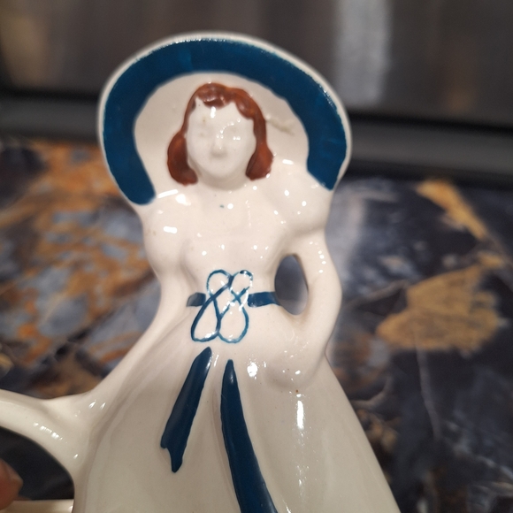 Vintage Napco Ceramic Victorian Ladies In Fancy Dresses And Bonnets Planters - Picture 11 of 13